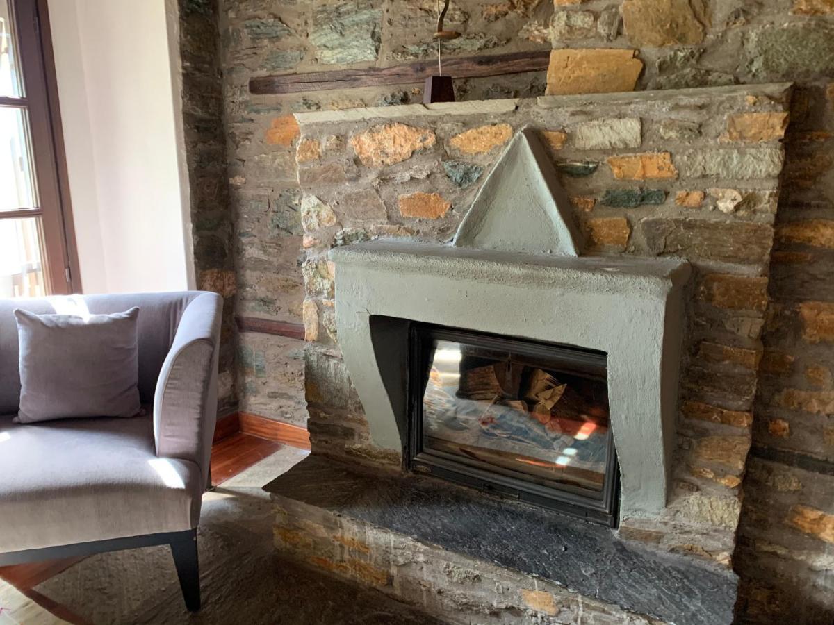 Palio Eleotrivio Guesthouse Agios Lavrentios エクステリア 写真