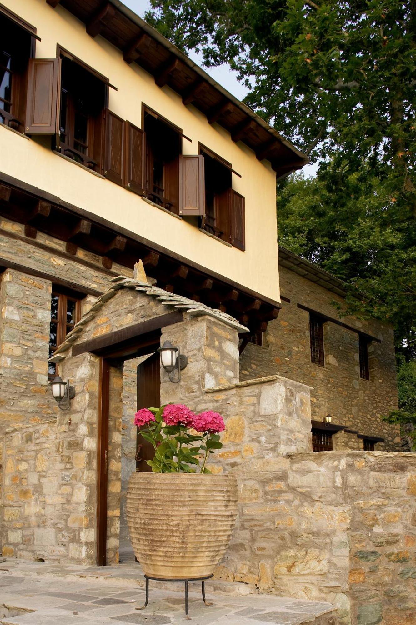 Palio Eleotrivio Guesthouse Agios Lavrentios エクステリア 写真