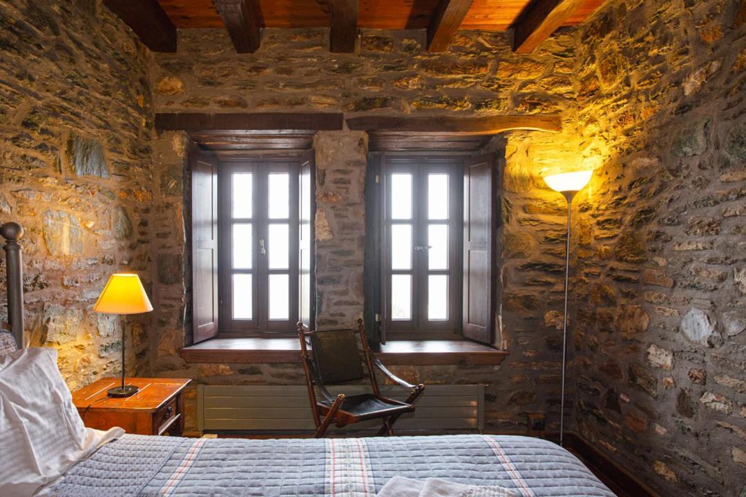 Palio Eleotrivio Guesthouse Agios Lavrentios エクステリア 写真