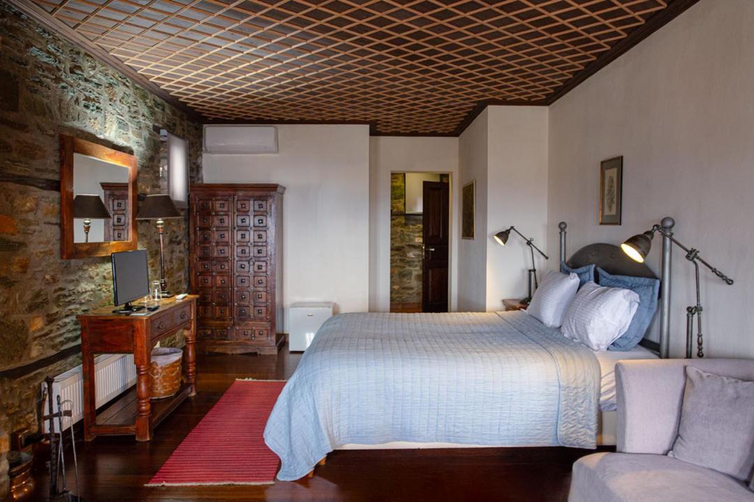 Palio Eleotrivio Guesthouse Agios Lavrentios エクステリア 写真