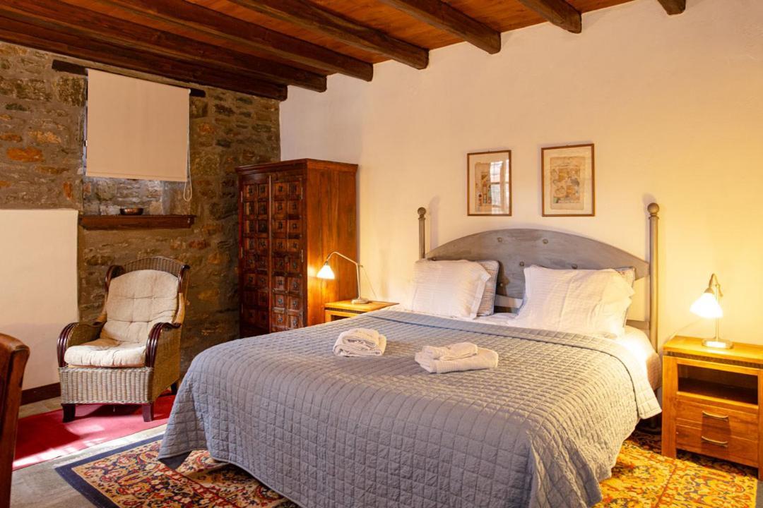 Palio Eleotrivio Guesthouse Agios Lavrentios エクステリア 写真