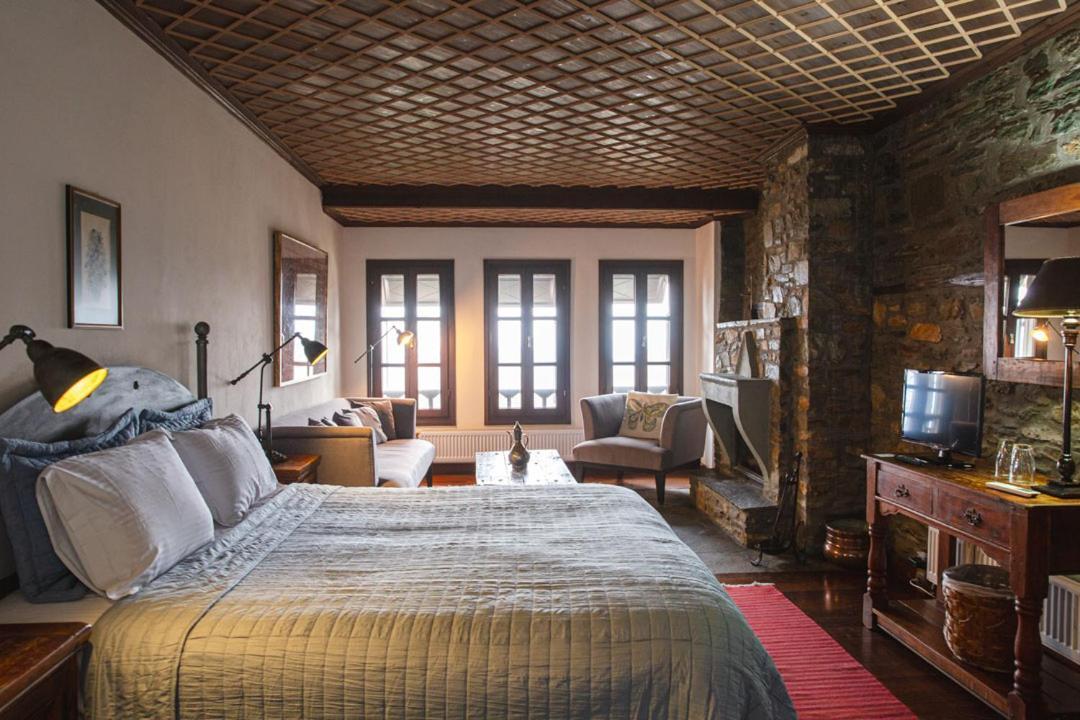 Palio Eleotrivio Guesthouse Agios Lavrentios エクステリア 写真