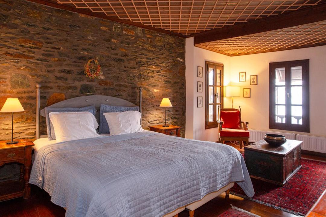 Palio Eleotrivio Guesthouse Agios Lavrentios エクステリア 写真